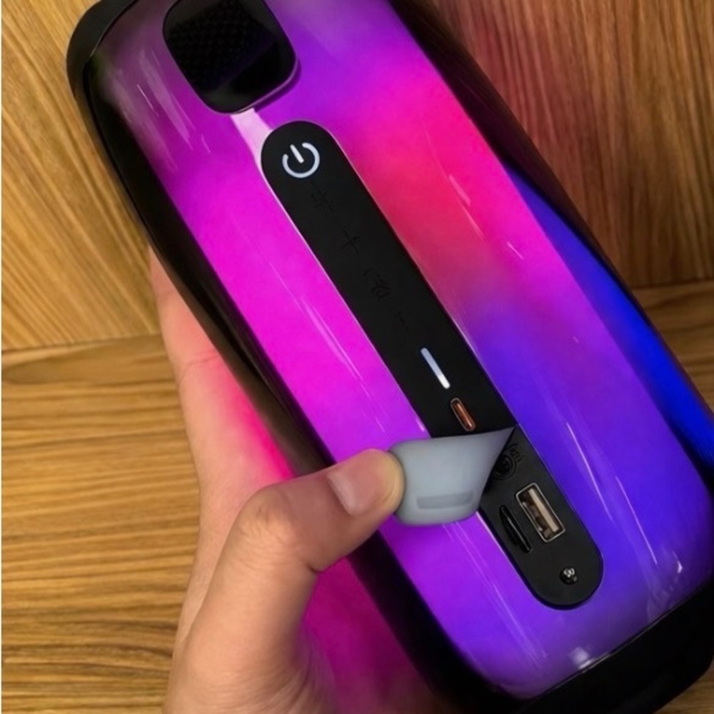 JBL Portable Speaker - Purple Pink Blue Gradient